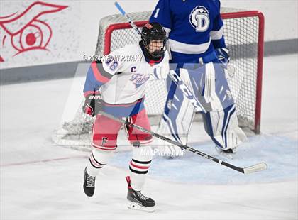 Thumbnail 3 in Darien @ Warde/Ludlowe photogallery.