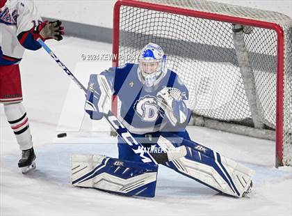 Thumbnail 2 in Darien @ Warde/Ludlowe photogallery.