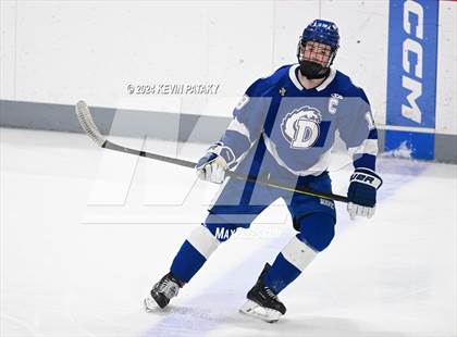 Thumbnail 2 in Darien @ Warde/Ludlowe photogallery.
