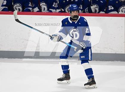 Thumbnail 3 in Darien @ Warde/Ludlowe photogallery.