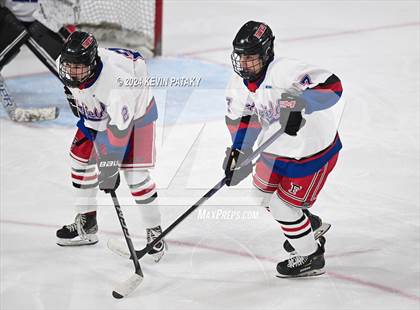 Thumbnail 2 in Darien @ Warde/Ludlowe photogallery.