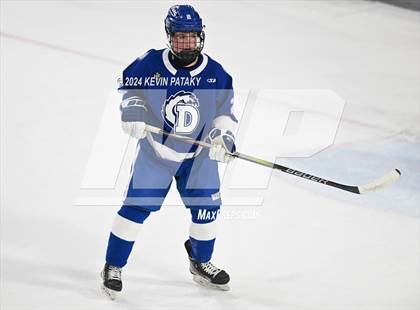 Thumbnail 3 in Darien @ Warde/Ludlowe photogallery.