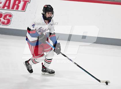 Thumbnail 2 in Darien @ Warde/Ludlowe photogallery.