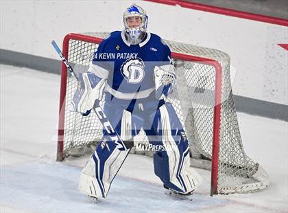 Thumbnail 2 in Darien @ Warde/Ludlowe photogallery.