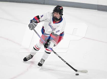 Thumbnail 3 in Darien @ Warde/Ludlowe photogallery.
