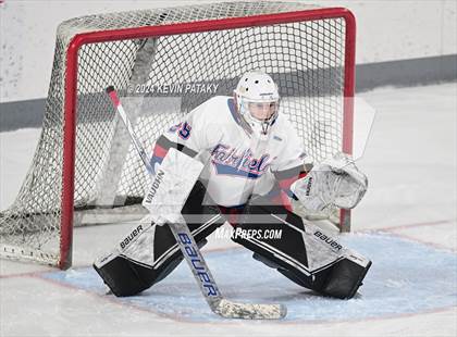 Thumbnail 3 in Darien @ Warde/Ludlowe photogallery.