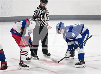 Thumbnail 2 in Darien @ Warde/Ludlowe photogallery.