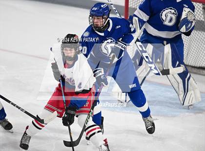Thumbnail 1 in Darien @ Warde/Ludlowe photogallery.