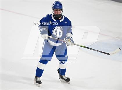 Thumbnail 2 in Darien @ Warde/Ludlowe photogallery.