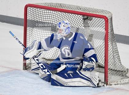 Thumbnail 2 in Darien @ Warde/Ludlowe photogallery.