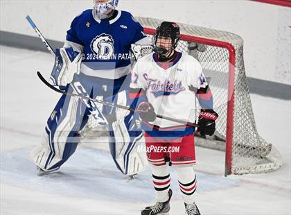 Thumbnail 2 in Darien @ Warde/Ludlowe photogallery.