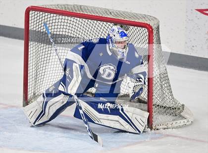 Thumbnail 3 in Darien @ Warde/Ludlowe photogallery.