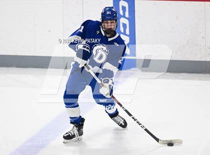 Thumbnail 2 in Darien @ Warde/Ludlowe photogallery.