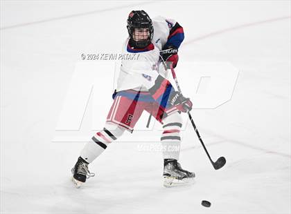 Thumbnail 2 in Darien @ Warde/Ludlowe photogallery.