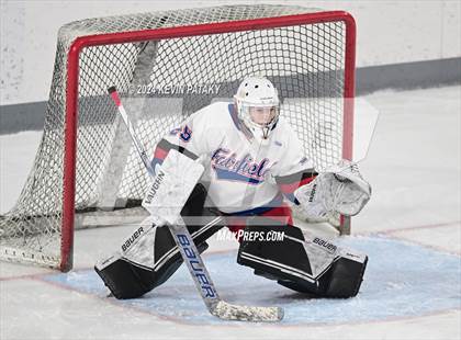 Thumbnail 1 in Darien @ Warde/Ludlowe photogallery.