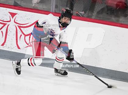 Thumbnail 3 in Darien @ Warde/Ludlowe photogallery.