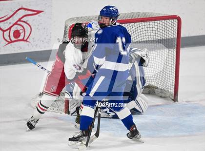 Thumbnail 1 in Darien @ Warde/Ludlowe photogallery.
