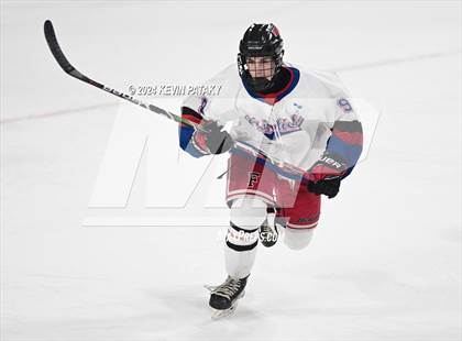 Thumbnail 3 in Darien @ Warde/Ludlowe photogallery.