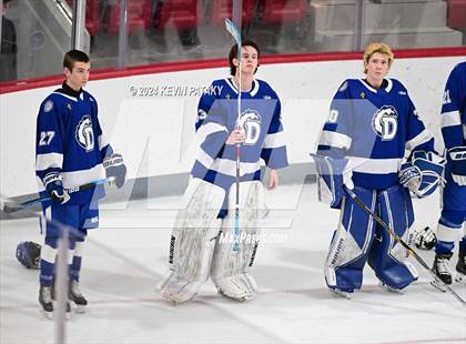 Thumbnail 1 in Darien @ Warde/Ludlowe photogallery.