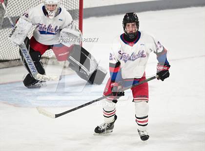 Thumbnail 1 in Darien @ Warde/Ludlowe photogallery.