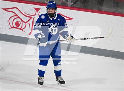 Thumbnail 3 in Darien @ Warde/Ludlowe photogallery.