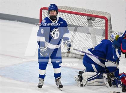 Thumbnail 3 in Darien @ Warde/Ludlowe photogallery.