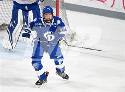 Thumbnail 3 in Darien @ Warde/Ludlowe photogallery.