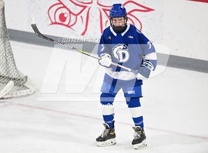 Thumbnail 1 in Darien @ Warde/Ludlowe photogallery.
