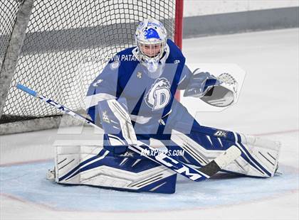 Thumbnail 2 in Darien @ Warde/Ludlowe photogallery.