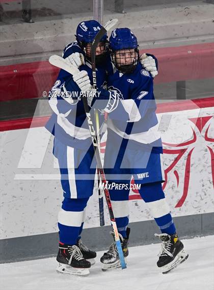 Thumbnail 1 in Darien @ Warde/Ludlowe photogallery.