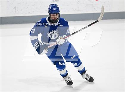 Thumbnail 1 in Darien @ Warde/Ludlowe photogallery.