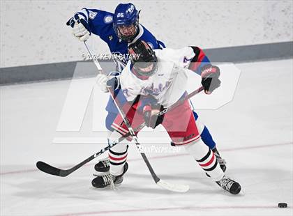 Thumbnail 3 in Darien @ Warde/Ludlowe photogallery.