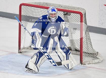 Thumbnail 3 in Darien @ Warde/Ludlowe photogallery.