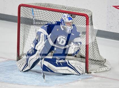 Thumbnail 3 in Darien @ Warde/Ludlowe photogallery.