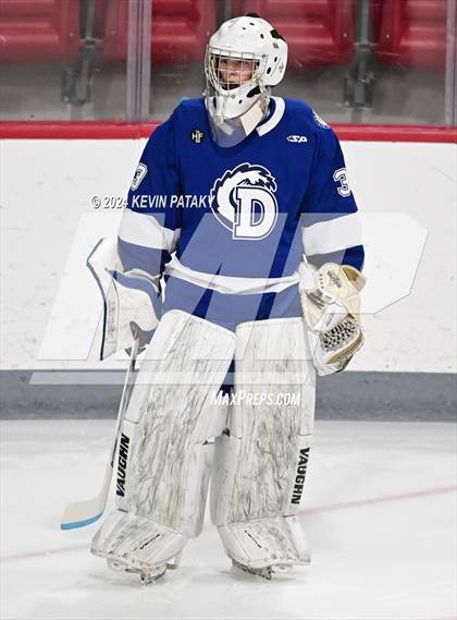 Thumbnail 3 in Darien @ Warde/Ludlowe photogallery.