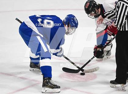Thumbnail 2 in Darien @ Warde/Ludlowe photogallery.