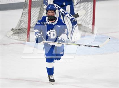 Thumbnail 3 in Darien @ Warde/Ludlowe photogallery.