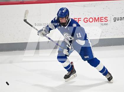 Thumbnail 1 in Darien @ Warde/Ludlowe photogallery.