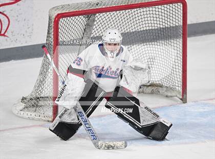 Thumbnail 3 in Darien @ Warde/Ludlowe photogallery.