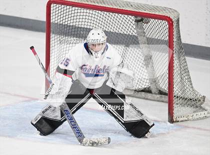 Thumbnail 1 in Darien @ Warde/Ludlowe photogallery.