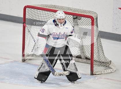 Thumbnail 1 in Darien @ Warde/Ludlowe photogallery.