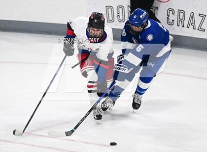 Thumbnail 2 in Darien @ Warde/Ludlowe photogallery.