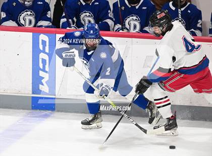 Thumbnail 2 in Darien @ Warde/Ludlowe photogallery.
