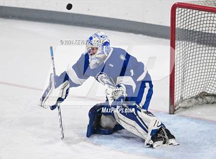 Thumbnail 3 in Darien @ Warde/Ludlowe photogallery.