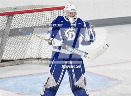 Thumbnail 1 in Darien @ Warde/Ludlowe photogallery.