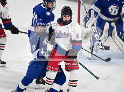 Thumbnail 1 in Darien @ Warde/Ludlowe photogallery.