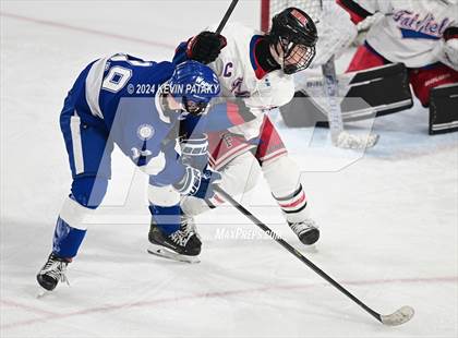 Thumbnail 2 in Darien @ Warde/Ludlowe photogallery.