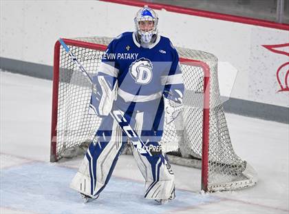Thumbnail 2 in Darien @ Warde/Ludlowe photogallery.