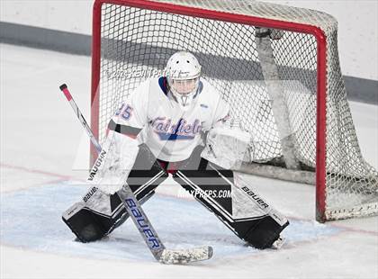 Thumbnail 2 in Darien @ Warde/Ludlowe photogallery.