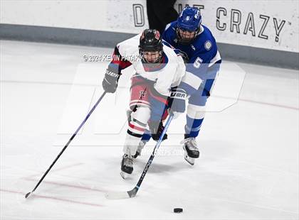 Thumbnail 1 in Darien @ Warde/Ludlowe photogallery.